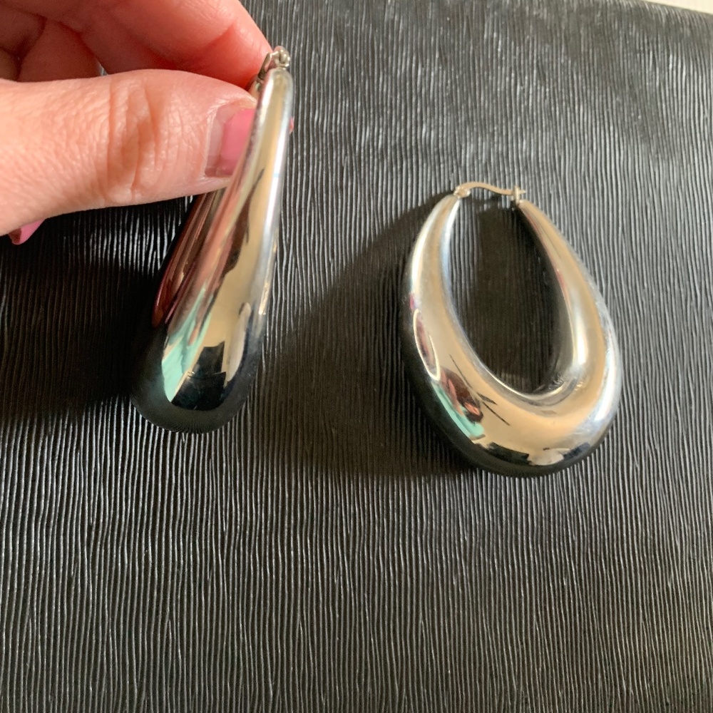 🌟 5 for $20 Silver Hoop Earrings